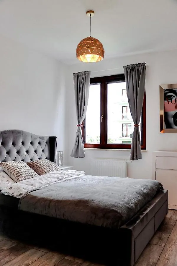 Lavender Hill Apartment Гданьск